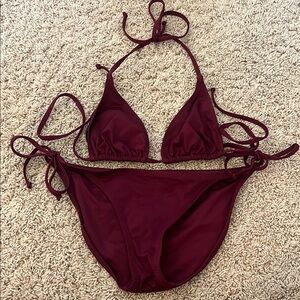 Elegant Burgundy Bikini Set Size S